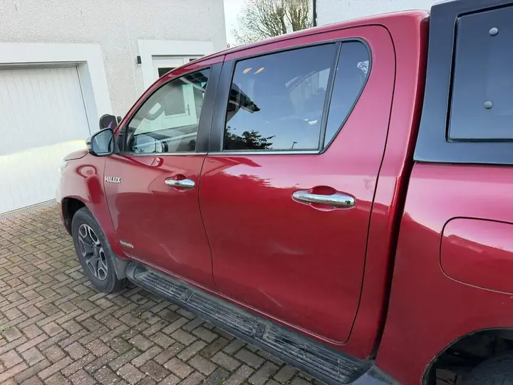 Toyota Hilux 2022 photo 4
