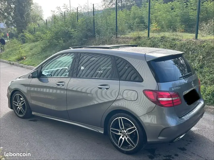Mercedes-Benz B-Class 2018 photo 2