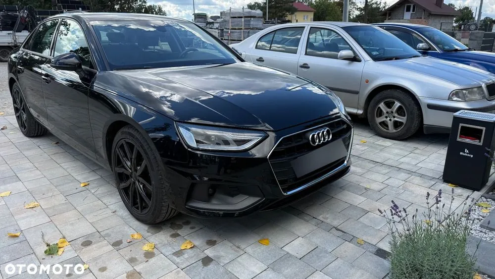 Audi A4 Limousine