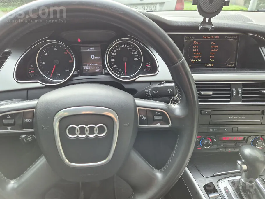 Audi A5 2010 photo 5