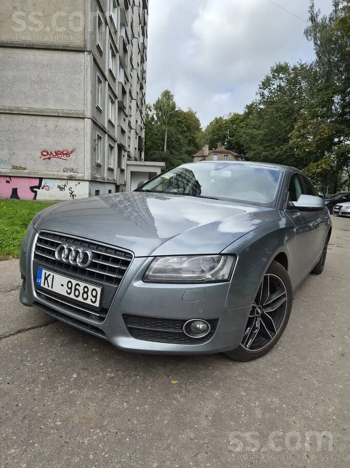 Audi A5 2010 photo 3