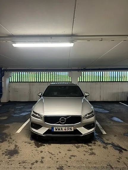 Volvo V60 2020 photo 2