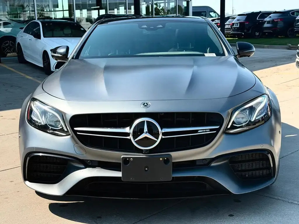 Mercedes-Benz E-Class 2019 photo 5