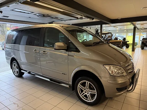 Mercedes-Benz Viano 2011 photo 4