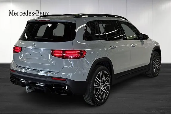Mercedes-Benz Glb220 D 2026 photo 3