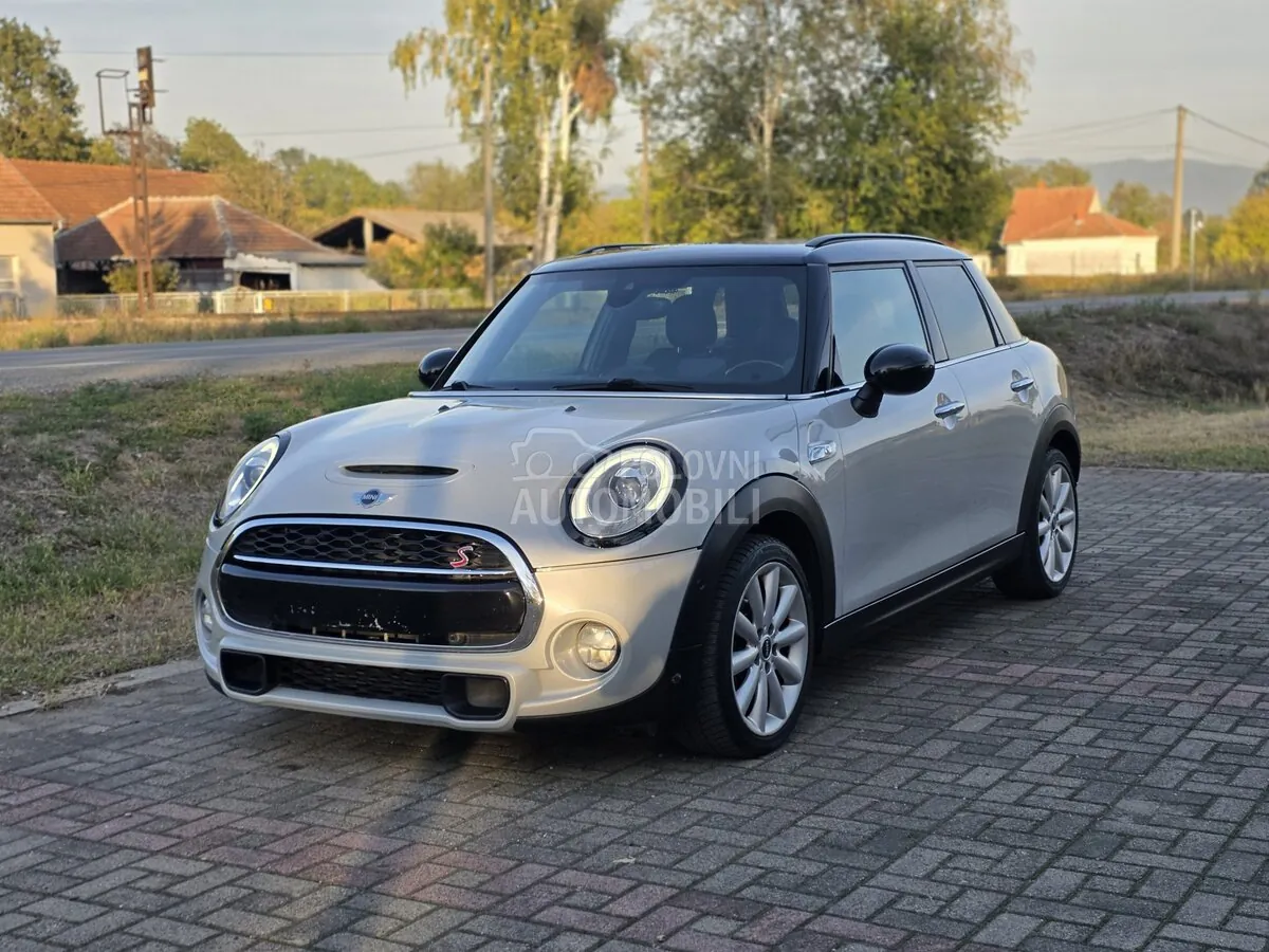 Mini Cooper S 2015 photo 2