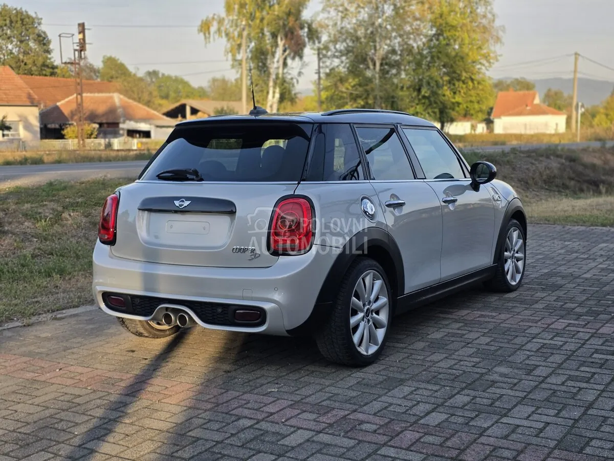 Mini Cooper S 2015 photo 3
