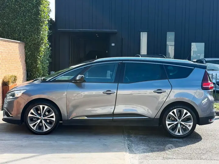 Renault Grand Scénic 2017 photo 5