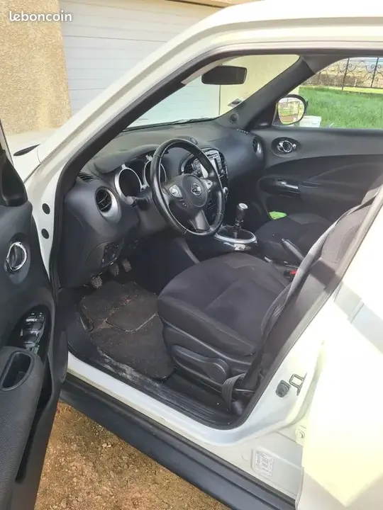 Nissan Juke 2014 photo 2