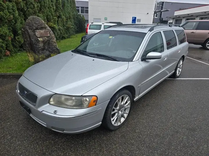 Volvo V70