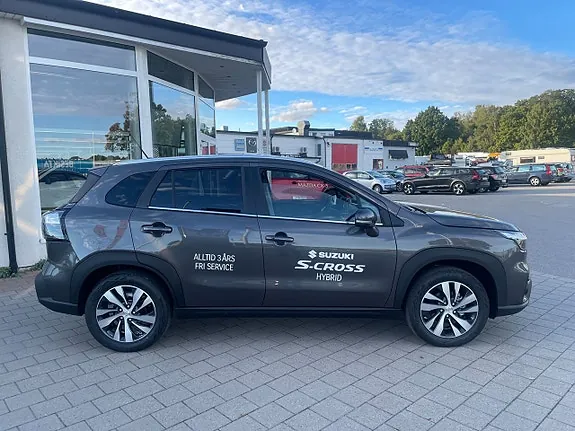 Suzuki S-Cross 2025 photo 4