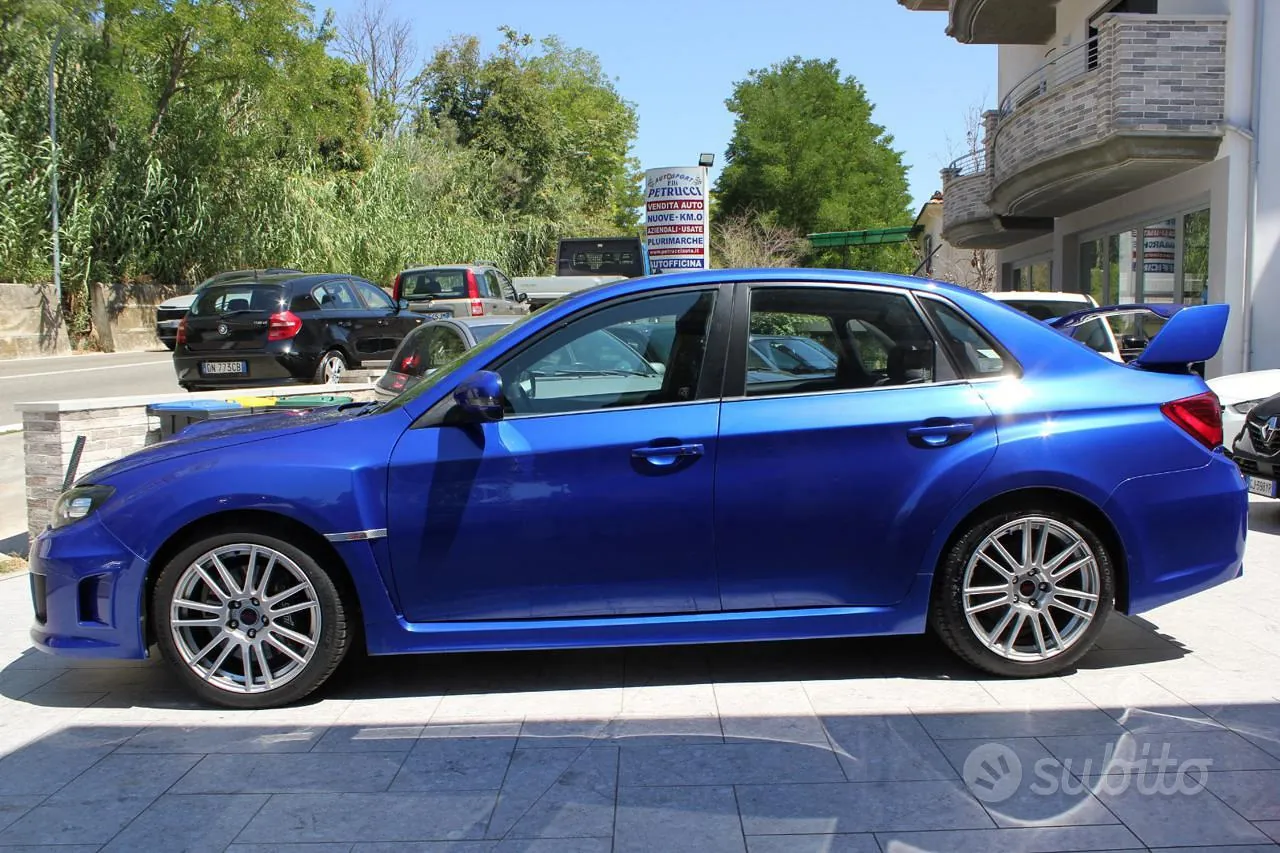 Subaru Wrx Sti 2011 photo 4