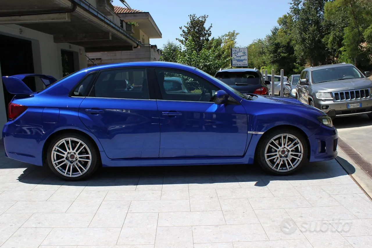 Subaru Wrx Sti 2011 photo 3