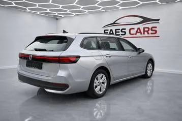 Volkswagen Passat 2024 photo 2