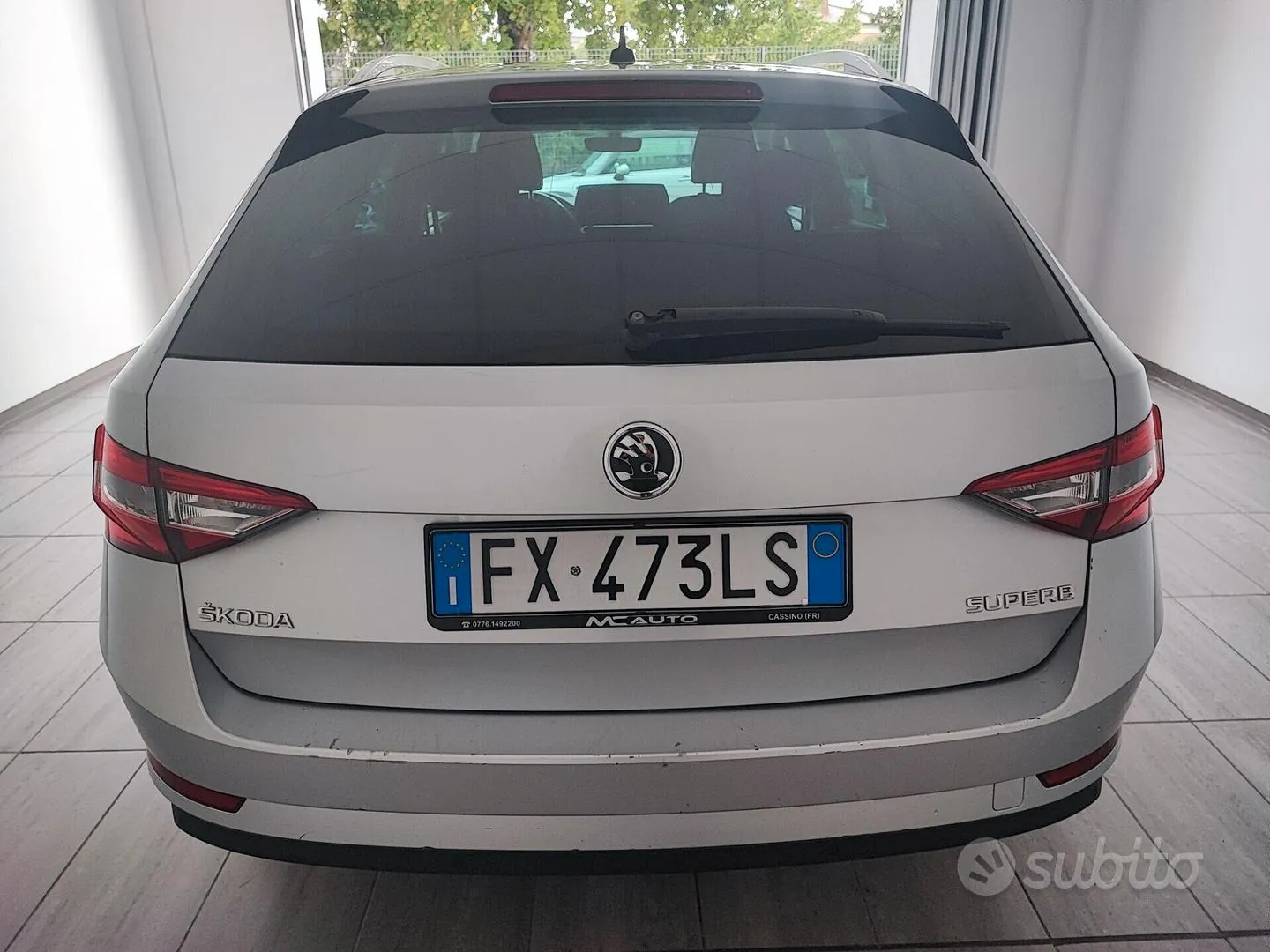 Skoda Superb 2019 photo 5