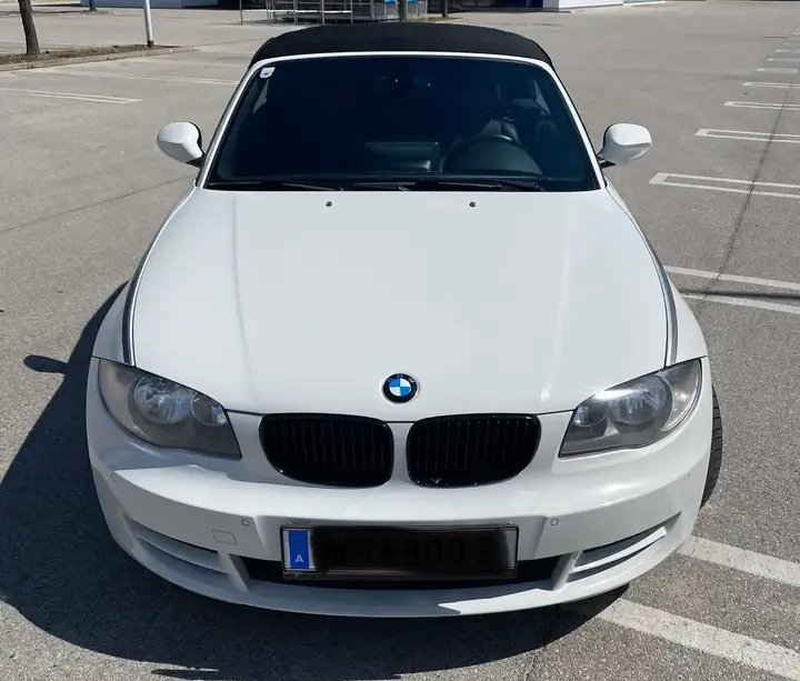 BMW 1 Series 2011 photo 3