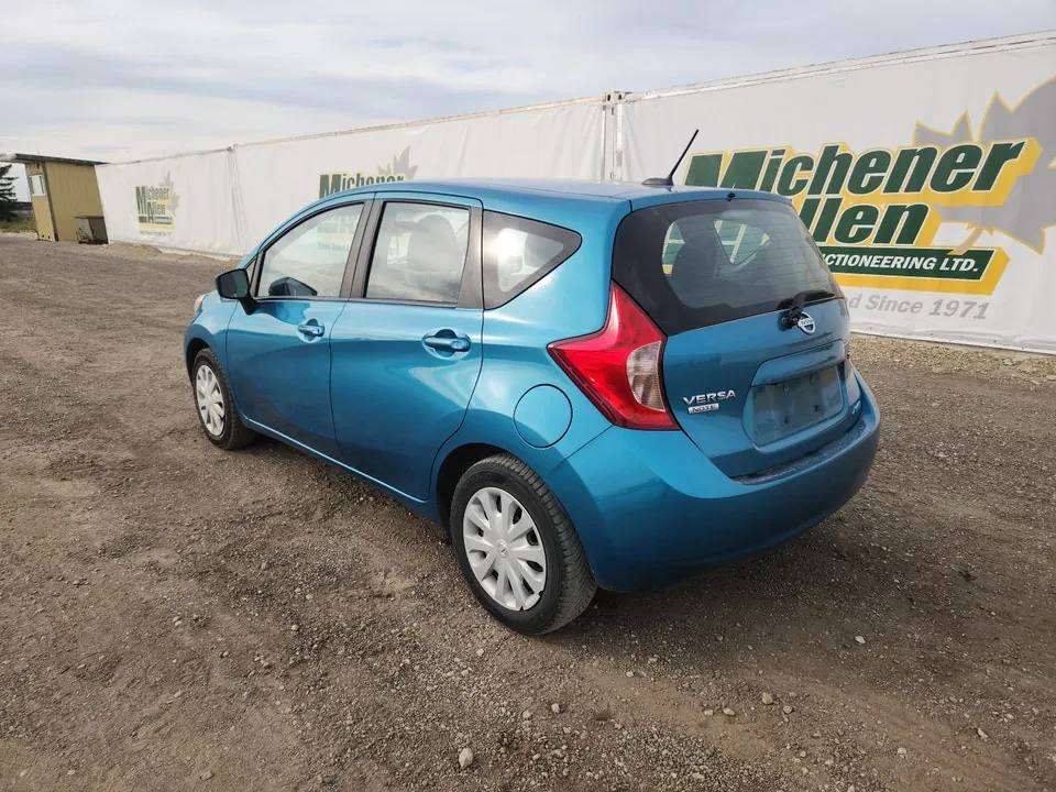 Nissan Versa Note 2015 photo 3