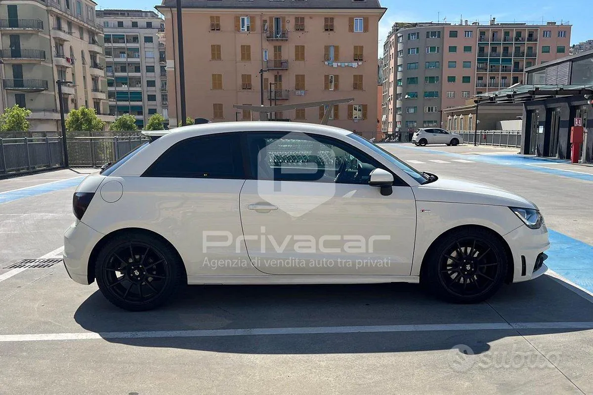 Audi A1 2011 photo 4