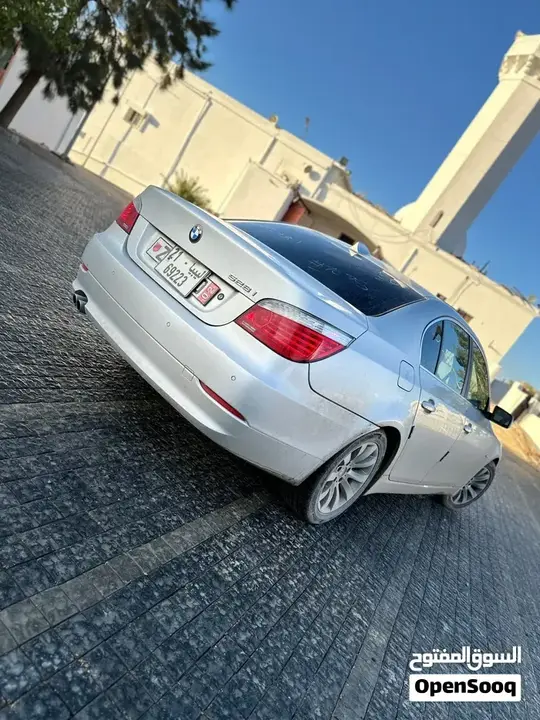 BMW 5 Series 2009 photo 3