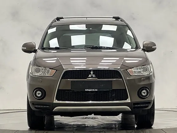 Mitsubishi Outlander 2011 photo 3
