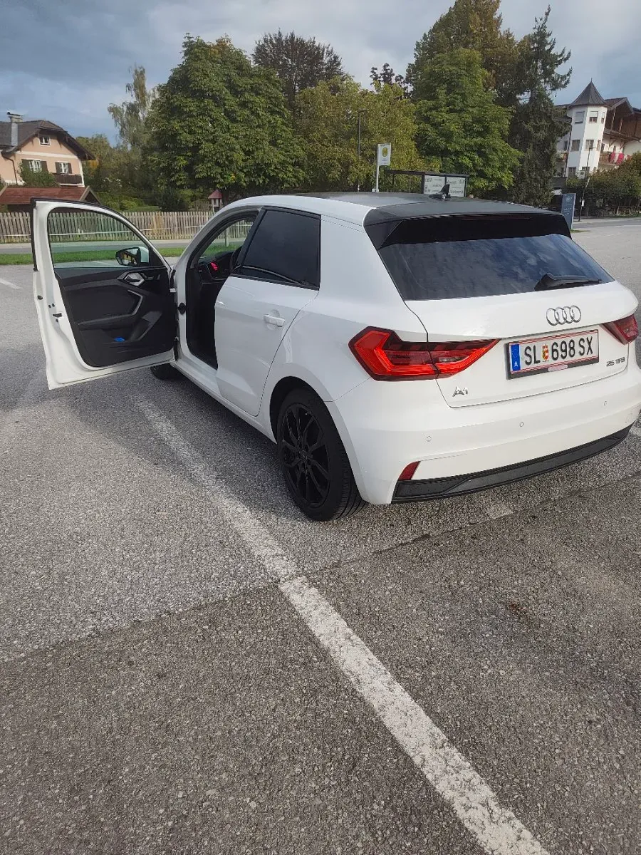 Audi A1 2019 photo 2