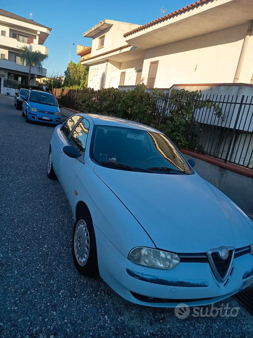 Alfa Romeo 156
