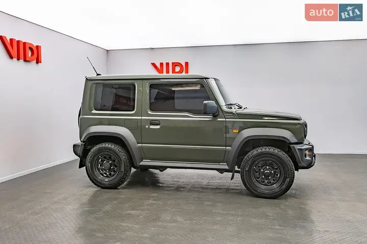 Suzuki Jimny 2024 photo 4
