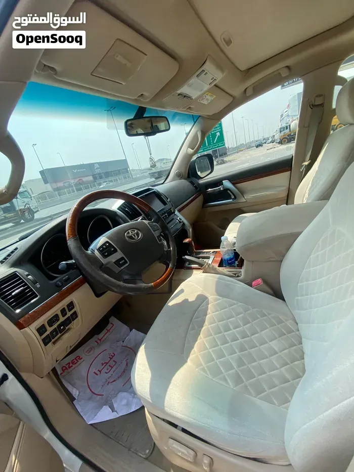 Toyota Land Cruiser 2014 photo 3