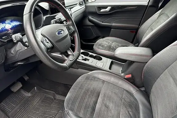 Ford Kuga 2022 photo 3