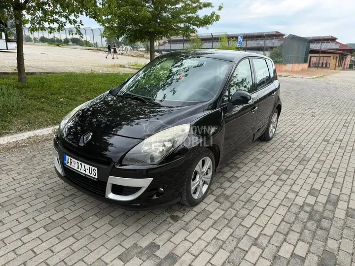 Renault Scenic 2010 photo 2