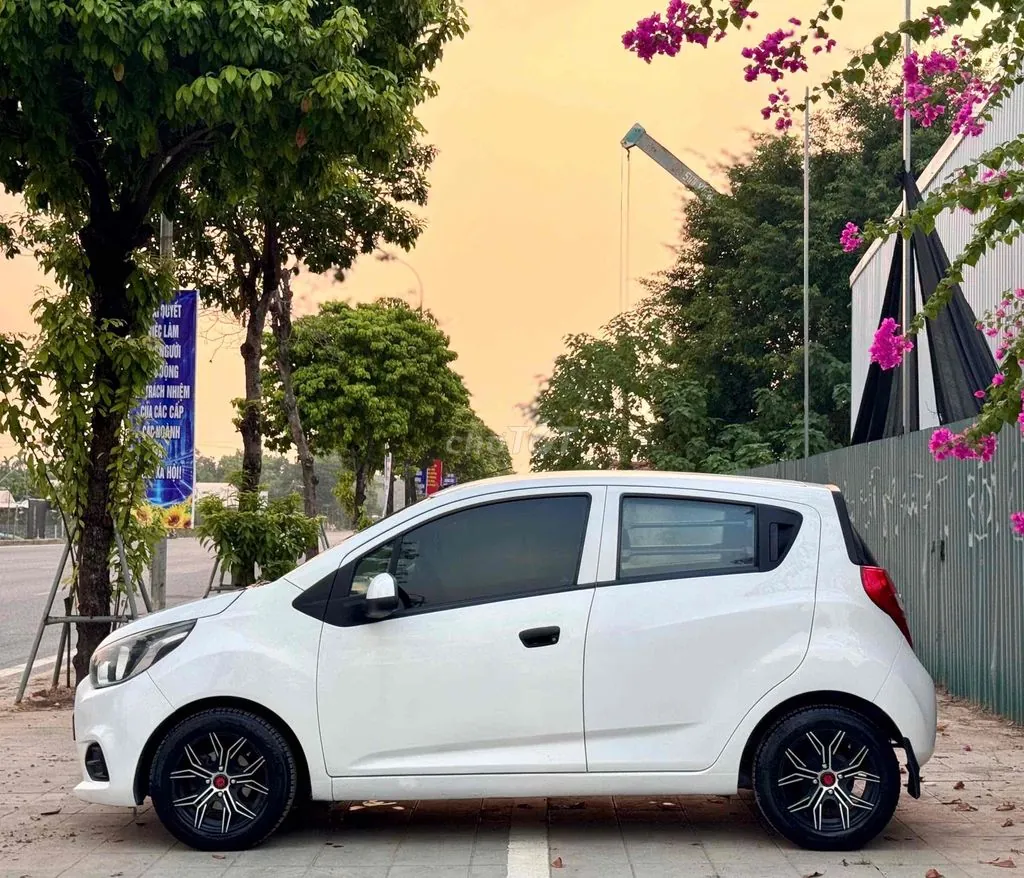 Chevrolet Spark 2018 photo 3