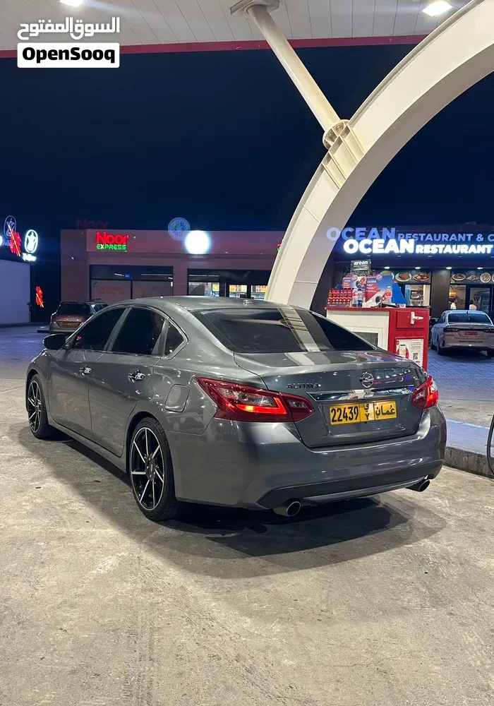 Nissan Altima 2018 photo 3