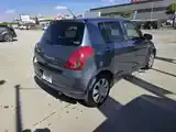 Suzuki Swift 2005 photo 5