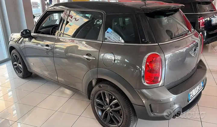 Mini Countryman 2012 photo 2