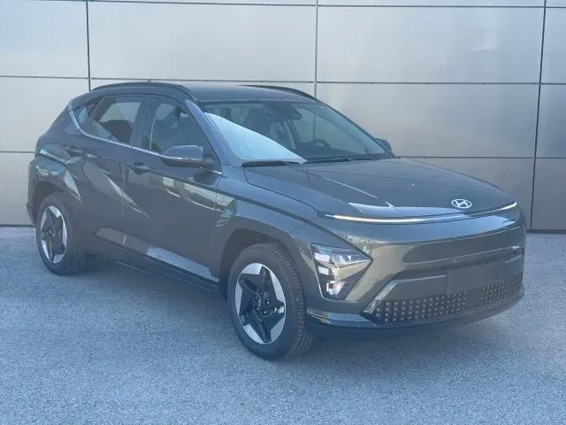Hyundai Kona photo 3