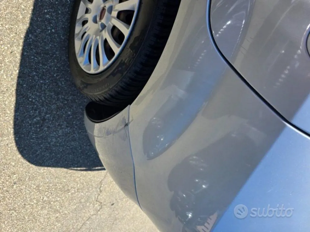 Fiat Grande Punto 2009 photo 5