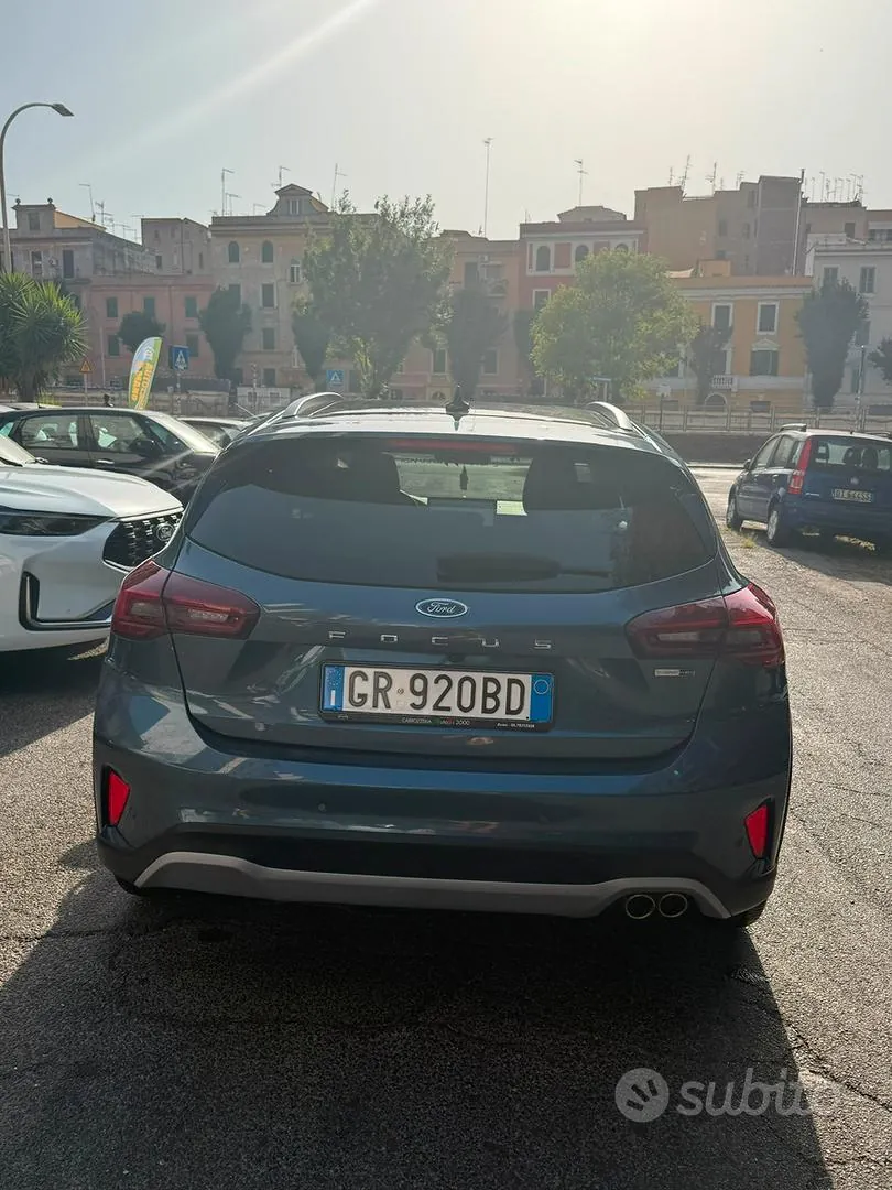 Ford Focus 2023 photo 4