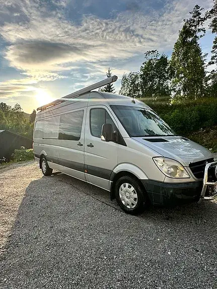 Mercedes-Benz Sprinter 318