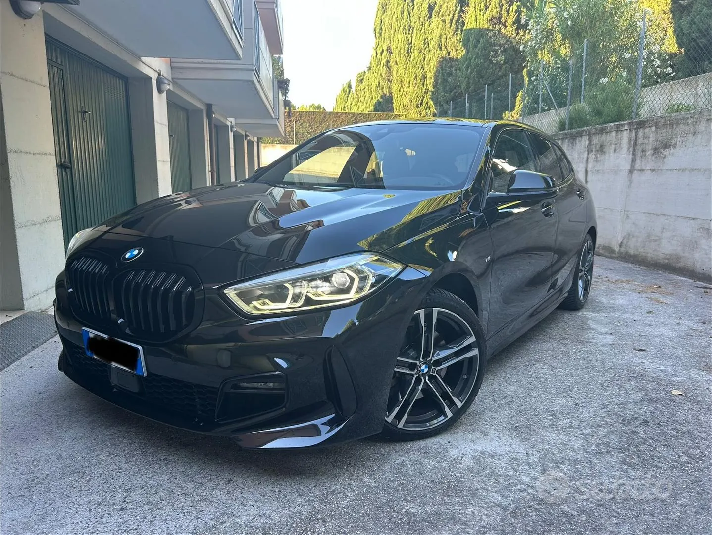 BMW 1 Series 2022 photo 2
