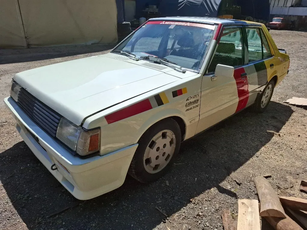 Mitsubishi Lancer