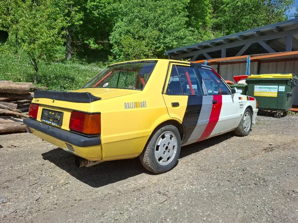 Mitsubishi Lancer 1981 photo 3