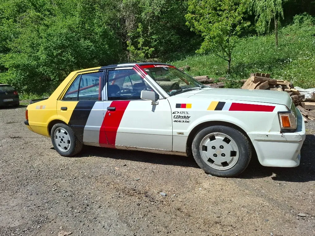 Mitsubishi Lancer 1981 photo 2