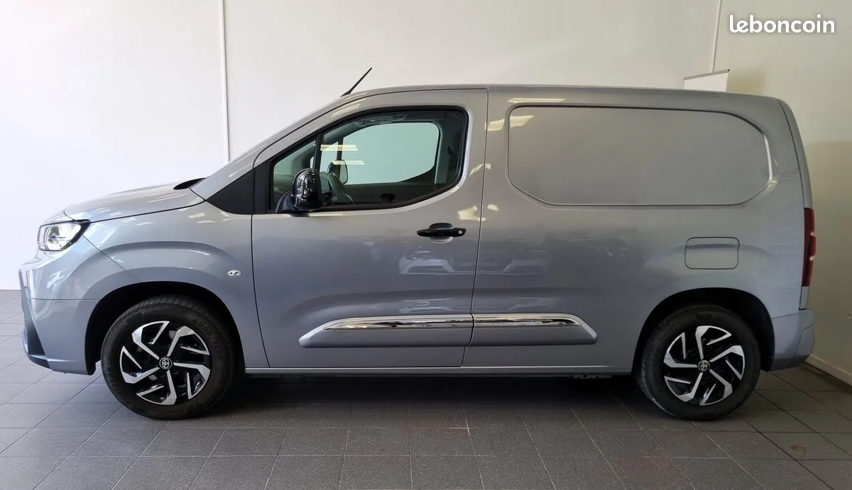 Toyota Proace City 2025 photo 3