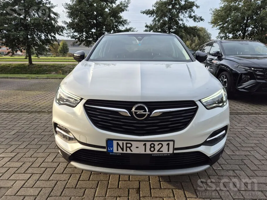 Opel Grandland X 2021 photo 2