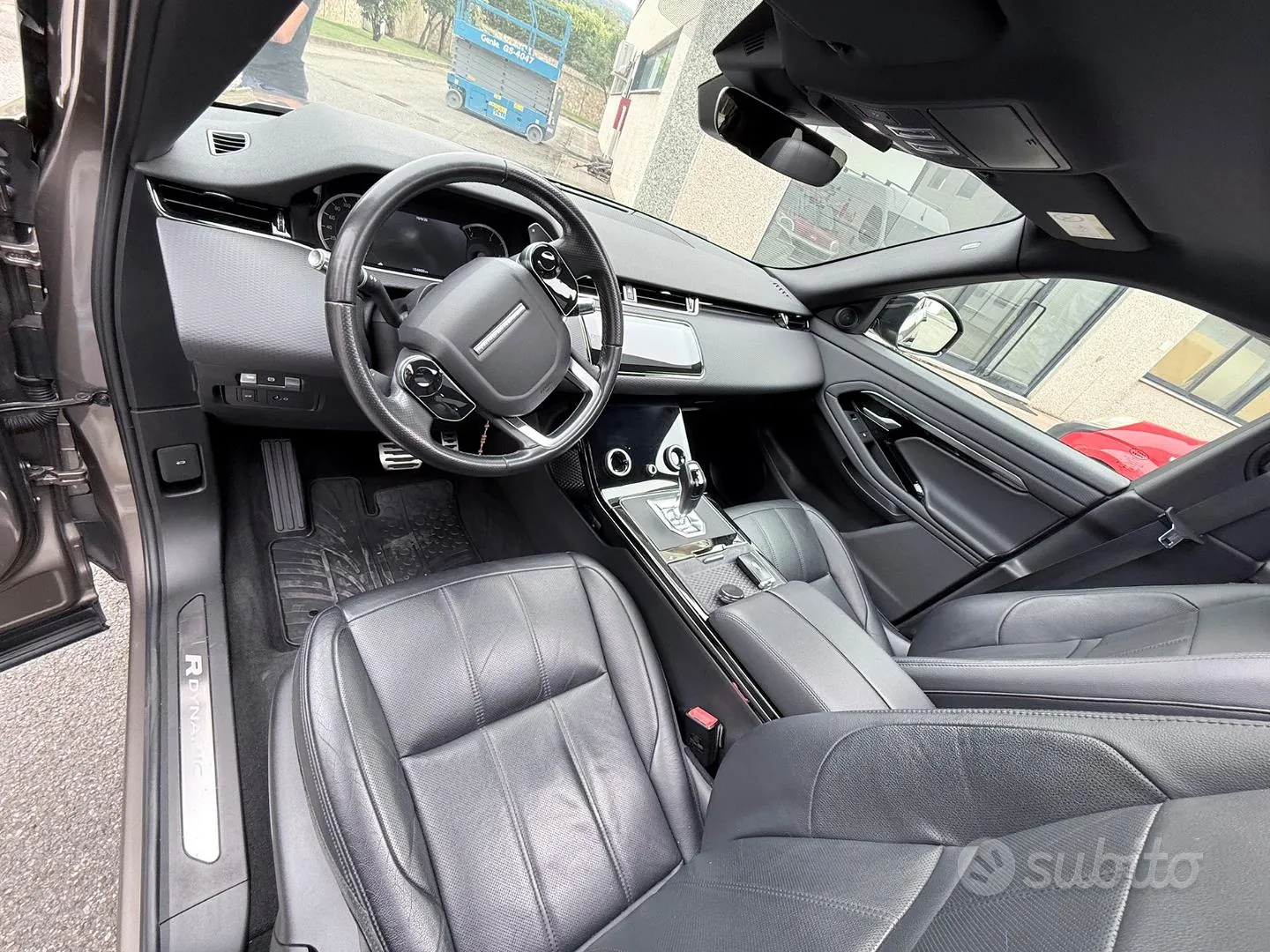 Land Rover Range Rover Evoque 2020 photo 5