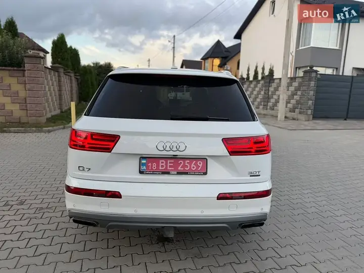 Audi Q7 2017 photo 5