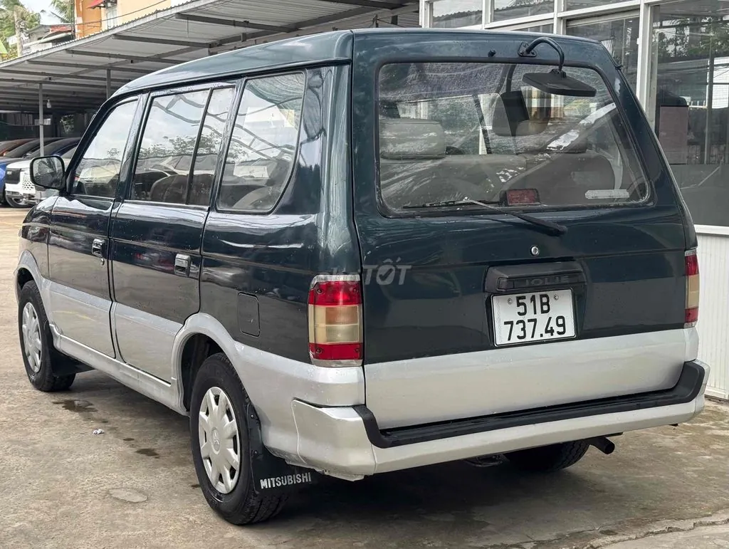 Mitsubishi Jolie 1998 photo 2