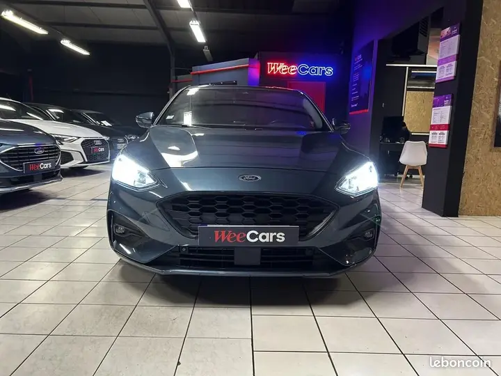 Ford Focus 2020 photo 2
