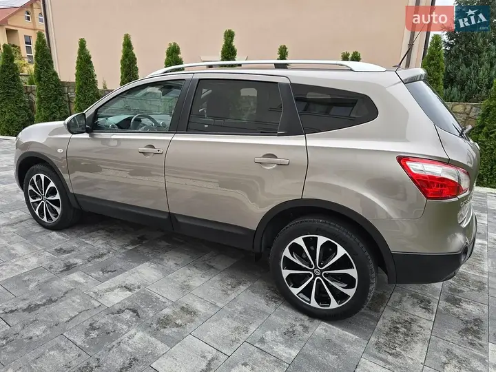 Nissan Qashqai+2 2012 photo 5