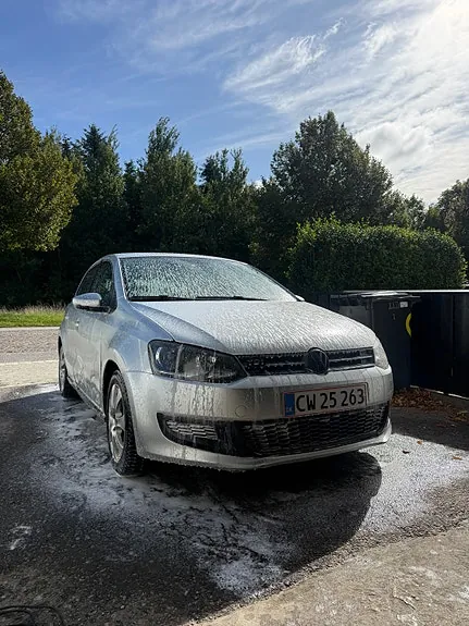 Volkswagen Polo 2010 photo 2
